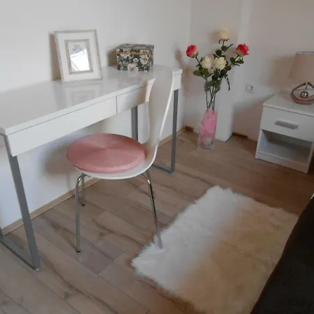 Apartment Melrose With Terrace *